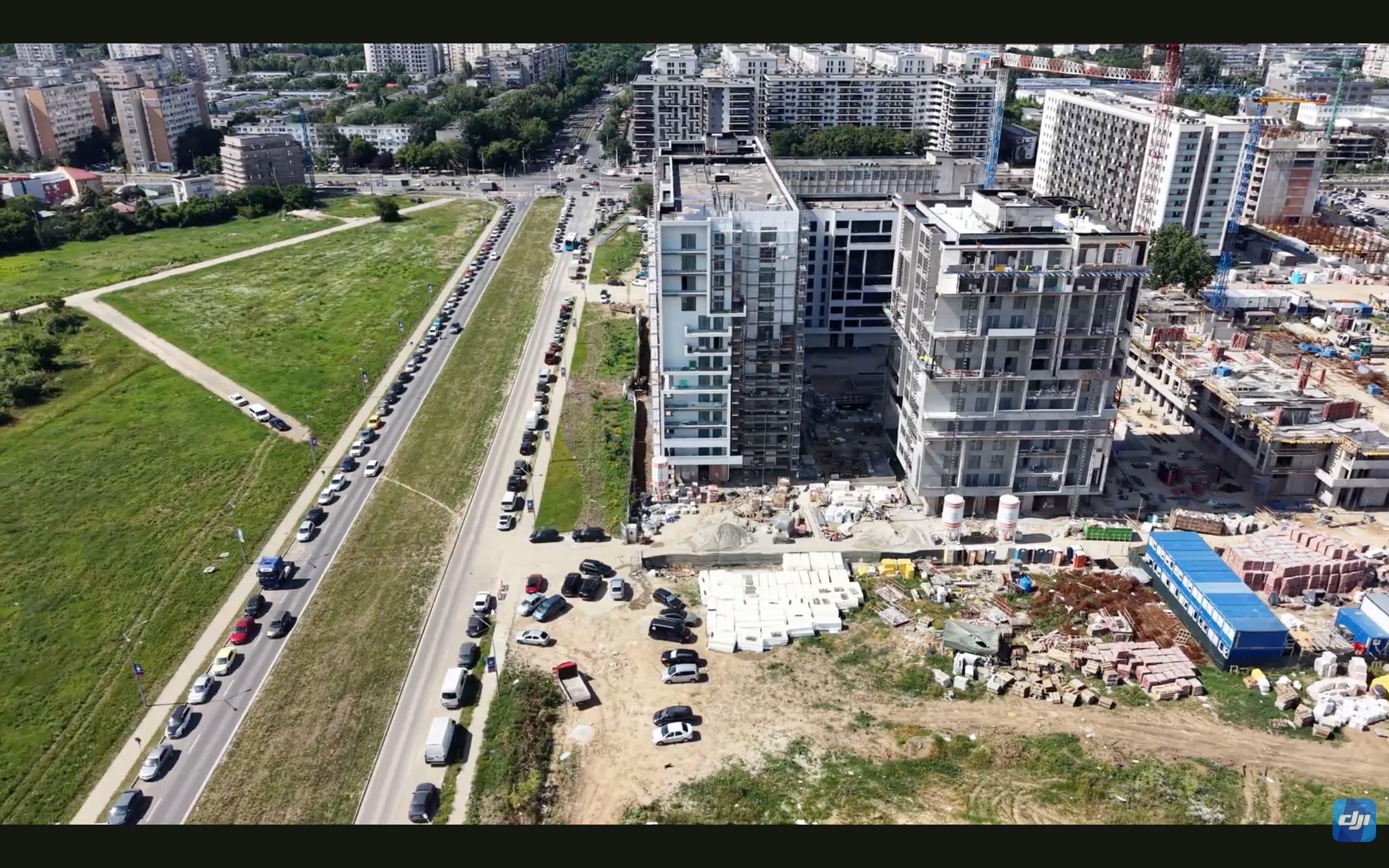 VIDEO | Imagini noi cu Prelungirea Ghencea, văzută din dronă. Noul traseu al tramvaiului 41 așteaptă betonul, lărgirea bulevardului continuă spre Domnești, prin haos urbanistic