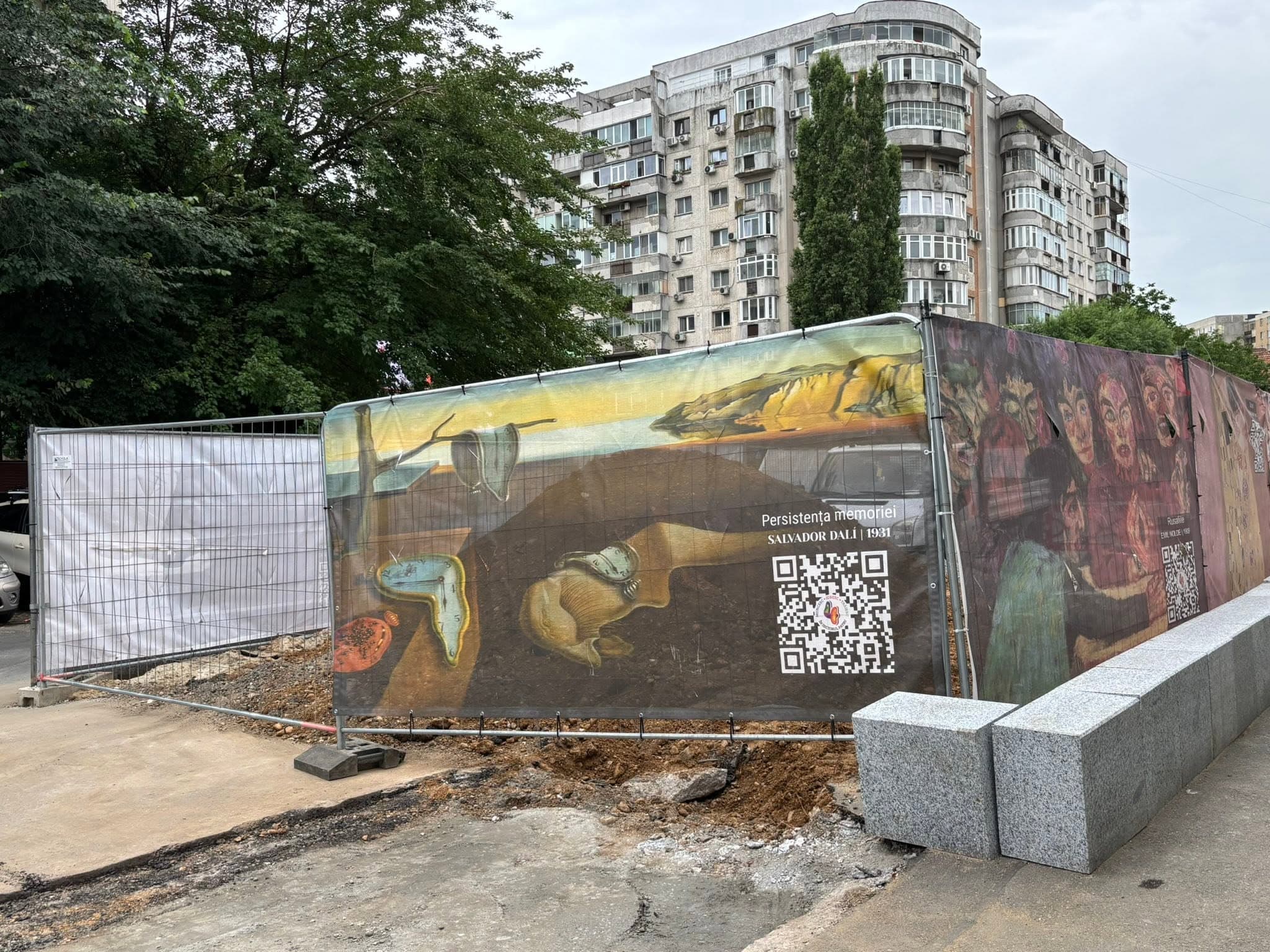 FOTO | Astăzi, de la ora 18:00, este protest la „Zidurile Chinezești” ale lui Băluță de pe Șerban Vodă. 6,2 milioane de euro pe borduri și garduri