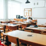 Peste 50% din profesorii membri de sindicat au decis să nu participe la simulările examenelor naționale 2026, anunță sindicatele: Neparticiparea este doar pasul premergător unui protest de amploare programat la finalul anului școlar, exact în perioada examenelor naționale propriu-zise