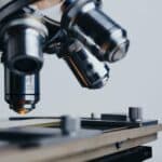 O organizație a institutelor de cercetare cere guvernului, ministrului Educației și Cercetării și președintelui Autorității pentru Cercetare „să își asume public falimentul sistemului CDI din țară” / Apelul – transmis după votul asupra moțiunii de cenzură ce a dus la demiterea guvernului