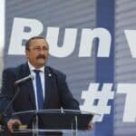 Rectorul Politehnicii Iași, senatorul PSD Dan Cașcaval, după ce a scris într-un grup de partid că și-a „asumat responsabilitatea aducerii tinerilor în echipă” și că 220 de studenți ai TUIAȘI s-au înscris în PSD: Nu am făcut propagandă politică în universitate și nu am nicio legătură cu înscrierile