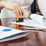 Gradația de merit 2026: Profesorii care nu pot demonstra autenticitatea sau legalitatea documentelor din dosar sunt eliminați din concurs și nu mai pot participa timp de 2 ani
