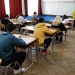 Profesorii implicați în Evaluarea Națională și Bacalaureat, inclusiv evaluatorii, vor primi aceleași sume ca în 2024 – proiect / În termeni reali, remunerația este mai mică după doi ani de inflație