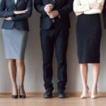 Sute de profesori sunt căutați de CNCE pentru evaluarea manualelor de clasa a IX-a care vor fi cumpărate la licitația de 19 milioane de euro aflată în desfășurare. Câte 5 experți pe disciplină / Cine are prioritate