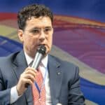 Rectorul SNSPA, Remus Pricopie: Dacă noul guvern va fi învestit și cu voturile AUR, „el va putea fi considerat și un guvern garantat AUR”, și „primul guvern al României care ajunge să fie învestit cu sprijin parlamentar provenit din zona extremei drepte, după aproape 90 de ani”