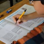 Regulile pentru proba la Limba română – simulare Evaluare Națională 2026. Sunt permise sublinierile pe text cu creion sau stilou/pix de culoare albastră / Cum pot corecta elevii un răspuns pe care îl consideră greșit
