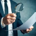 Directorul adjunct nu mai are „deplină libertate în conducere, organizare și coordonare” în școală, potrivit contractului de management pus în consultare