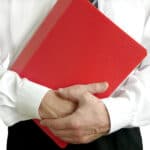 Gradație de merit 2026. De astăzi și până pe 28 mai, profesorii, directorii și personalul auxiliar depun dosarele la secretariatele școlilor – calendarul complet