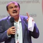 Mircea Miclea: Școala se confruntă cu o tensiune care înainte nu exista: de a încerca să pregătească oameni pentru o lume pe care nu o poți prezice / Vrei să fii ușor dispensabil? Utilizează AI doar cerând rezultate. Vrei să nu fii ușor de înlocuit? Utilizează tehnologiile care îți dezvoltă deprinderi