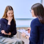 Ministrul Educației Mihai Dimian: Dacă doar 17% dintre elevi folosesc servicii de consiliere nu înseamnă că nu sunt îndeajuns consilieri școlari, ci că nu reușim să-i convingem pe elevi de această oportunitate pe care o au