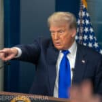 Administrația Trump ia din nou în vizor universitățile din SUA – de data aceasta prin măsuri ce afectează întregul învățământ superior, nu doar acțiuni împotriva unor instituții