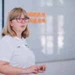 Urgent, până mâine dimineață – notificarea pe WhatsApp care îi ține pe profesori în alertă continuă / Stresul din școală, descris de profesoara Laura Borbe