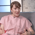 Diana Stănculeanu, psihoterapeut: Copiii noștri nu au nevoie doar de competențe academice pentru a devenit cetățeni autonomi, responsabili și cu un oarecare echilibru emoțional / Elevilor le-ar fi foarte benefic să tratăm cu mai multă responsabilitate orele de sport, educație civică sau artistică – acele materii cărora nu prea le acordăm atenție