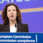 Roxana Mînzatu, Comisia Europeană: Profesorii trebuie să devină „gardieni etici” ai utilizării inteligenței artificiale în școli / În a doua jumătate a anului voi prezenta pachetul Educație care va include foaia de parcurs până în 2030 pentru educație și competențe digitale în UE