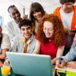Apel de 16,2 milioane de euro pentru studenții vulnerabili care vor să participe la Erasmus+: bursă suplimentară de 2.550 lei/lună / Universitățile primesc 1.180 de lei pentru fiecare student selectat