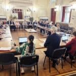 Eliminarea indemnizației de dirigenție trebuie analizată cu foarte multă atenție, spune ministrul Muncii despre noua lege a salarizării: Dacă educația este o prioritate strategică, trebuie să recunoaștem responsabilitățile suplimentare ale profesorilor
