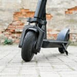 Nu așteptați să fie prea târziu, e apelul unei directoare de școală către părinți, după un accident grav cu trotinetă electrică: Protejați-vă copiii înainte ca o clipă de inconștiență să se transforme într-o nenorocire / Medicii cer restricționarea vitezei și purtarea obligatorie a echipamentului de protecție