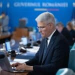 Dragoș Pîslaru, ministrul muncii: Am suplimentat cu 1,2 miliarde de lei fondurile pentru Educație în noua lege a salarizării, pentru a păstra indemnizația de dirigenție, a crește salariul debutantului, pentru învățământul special și unele funcții în școli / Promisiunea făcută profesorilor în 2023 ar fi costat 8 miliarde de lei