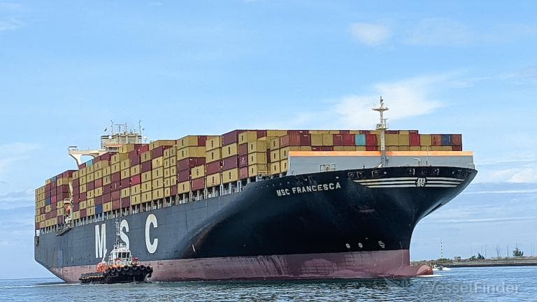 Four Romanians on board ship seized by Iran, Foreign Ministry says