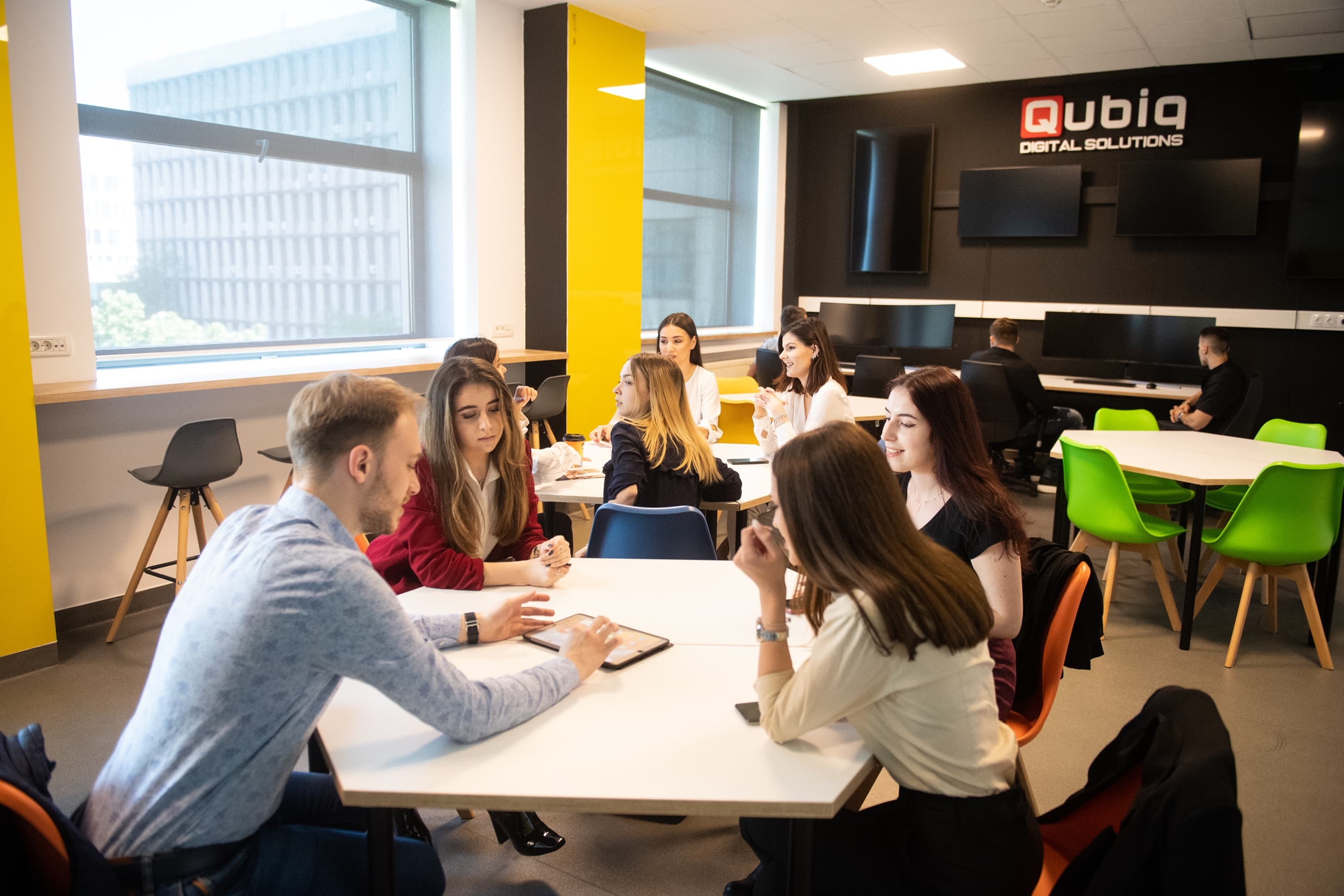 Romanian-American University Integrates Artificial Intelligence and Critical Thinking Across All Degree Programs