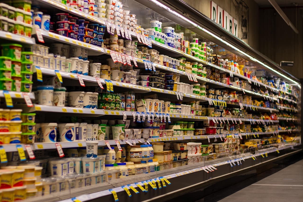 Război pe piața iaurtului. Danone își acuză rivalul Chobani că exagerează conținutul de proteine afișat