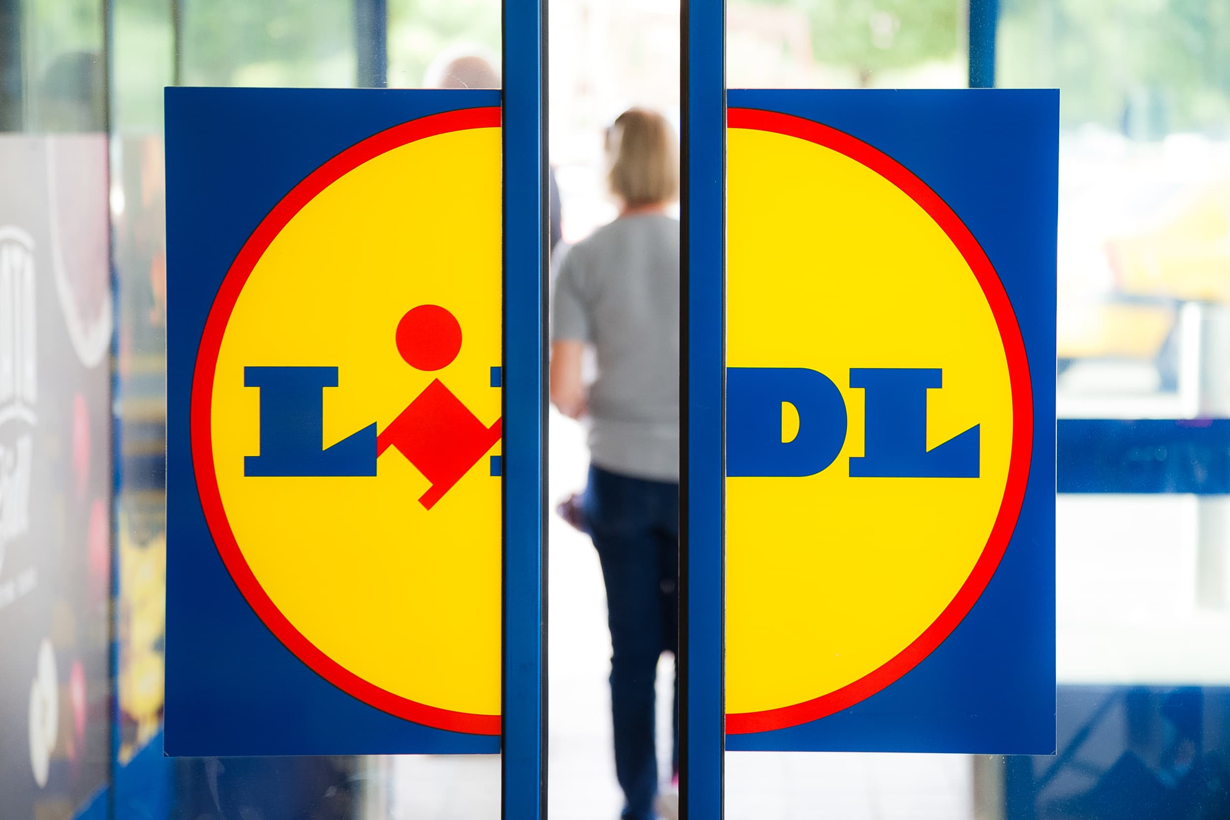 Lidl anunță în România că își adjudecă poziția de lider pe piața fructelor și legumelor proaspete de pe piața locală