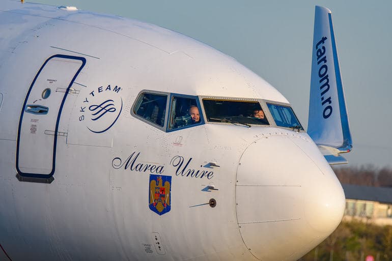 TAROM anunță tarife speciale de Ziua Familiei