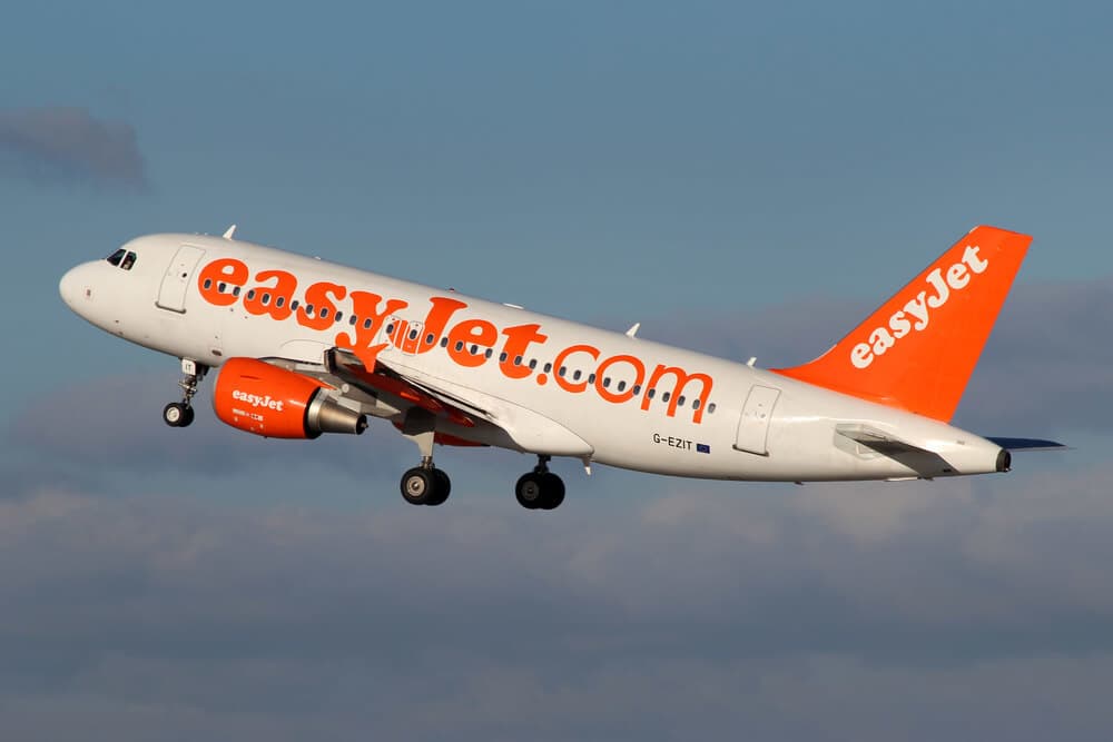 Oferta de preluare a companiei aeriene easyJet, acceptată în principiu