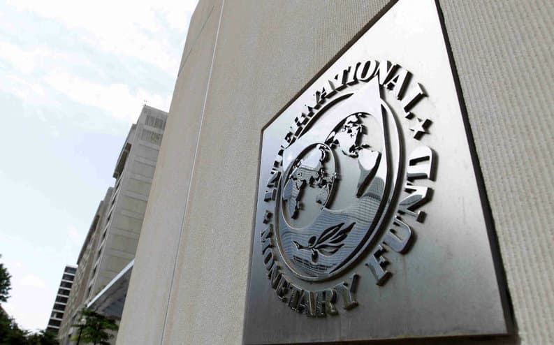 FMI avertizează că războiul din Iran determină creşterea preţurilor şi încetinirea creşterii economice globale