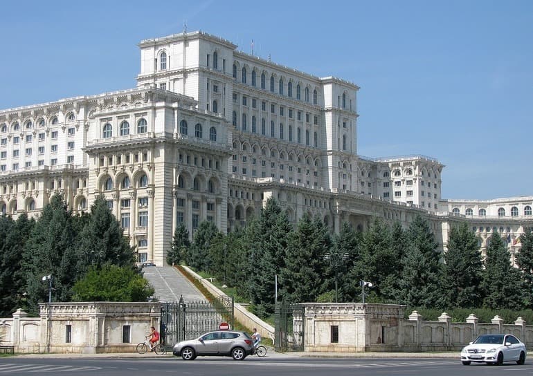 Unirea României cu Republica Moldova, adoptată tacit de deputați