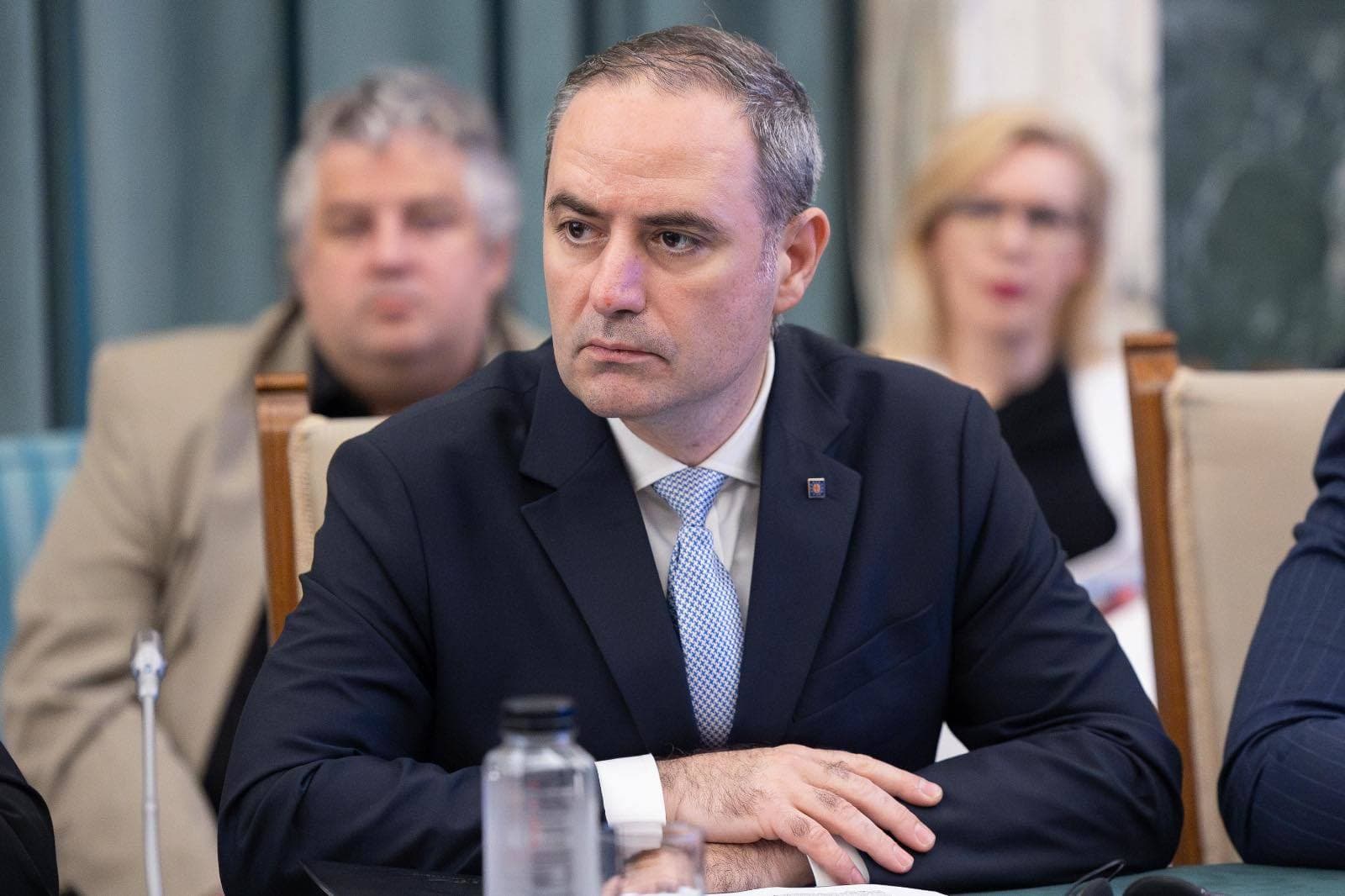Deficit bugetar foarte bun și la cinci luni, la jumătate față de anul trecut. Cifrele complete CONFIRMARE