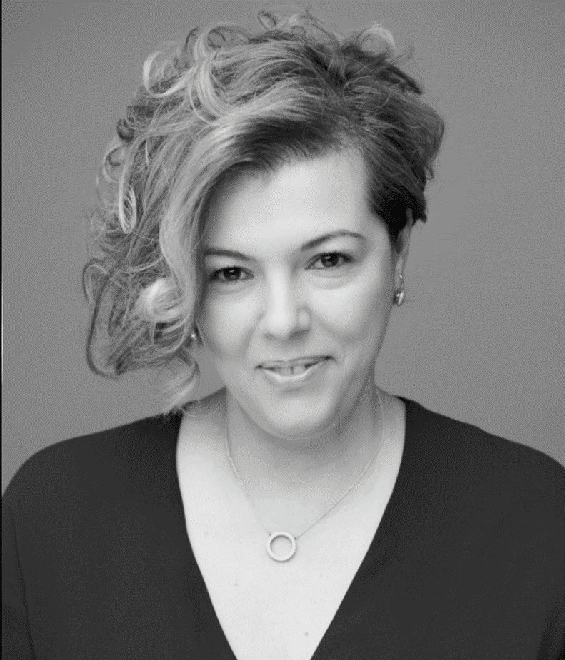 Lidia Cap mare, Director Departament Fonduri Europene, Programe Nationale și Parteneriate (EUNAT), BRD - Groupe Société Générale, vine la Maratonul Fondurilor Europene