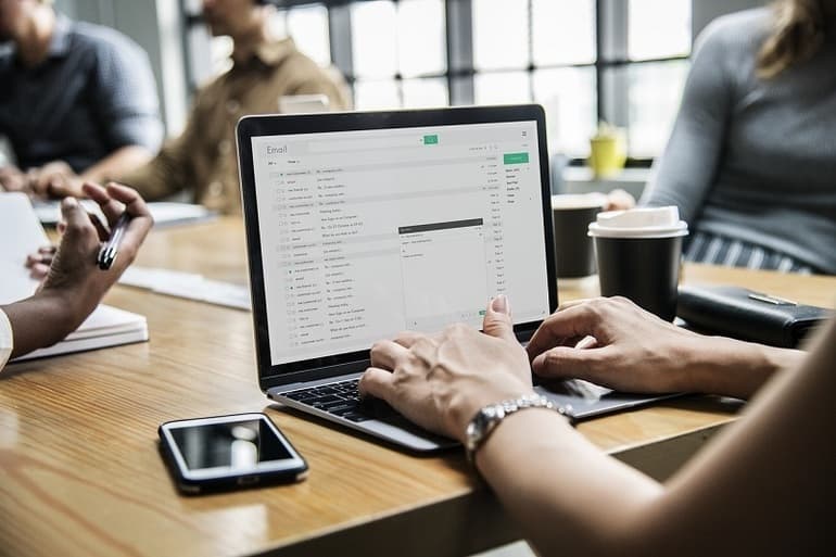 Anulare pentru REGES Online - HG care a introdus noua platformă, în locul Revisal, a fost anulată în instanță. Decizia nu este definitivă. UNELM: Modernizarea este necesară, dar în condiții de legalitate și consultare reală cu angajatorii