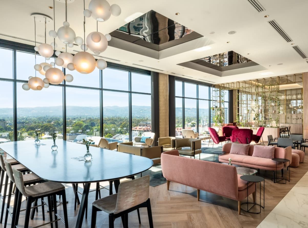 Urban.ro - Risipa de mâncare de la micul dejun, controlată cu inteligența artificială de un hotel din Singapore