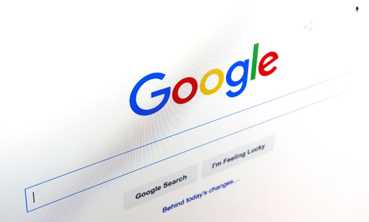 AI rupe din felia Google. Supremația gigantului IT în căutările online începe să fie pusă la încercare