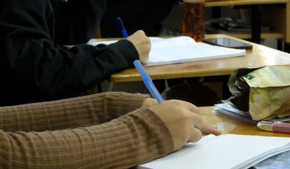 Scandal la o școală din Iași. Un părinte susține că fiul său e hărțuit pentru că nu a plătit fondul clasei