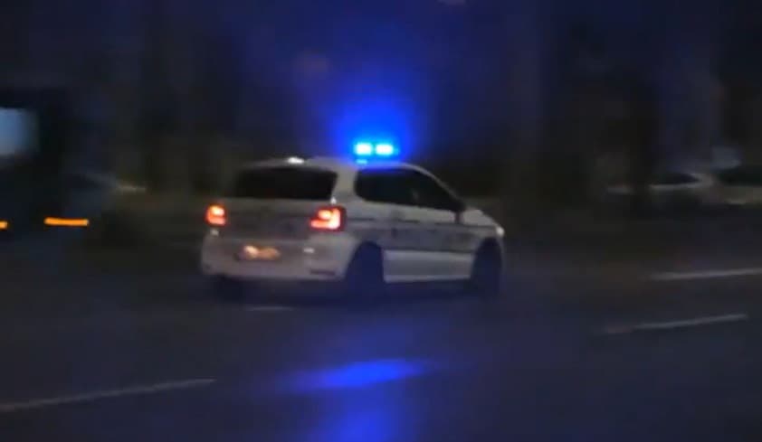 Poliţiştii din Bacău, cursă nebună după o maşină care avea 138 km/h. Şoferul ar fi "mascat" SAS