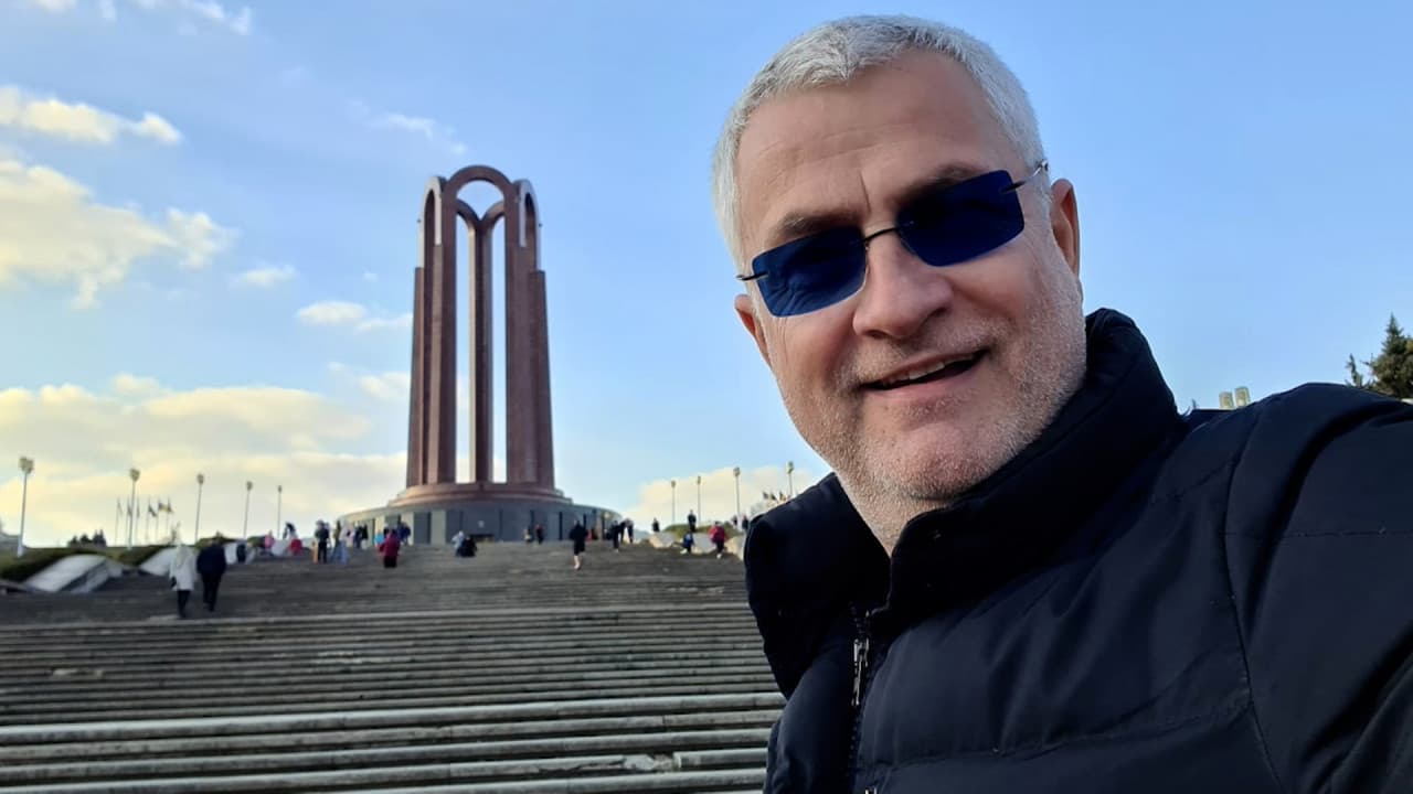 Dragoş Argeşeanu, acuzat de agresiune de tot mai multe femei. Le spunea că se culcă doar cu "îngeri întrupaţi"