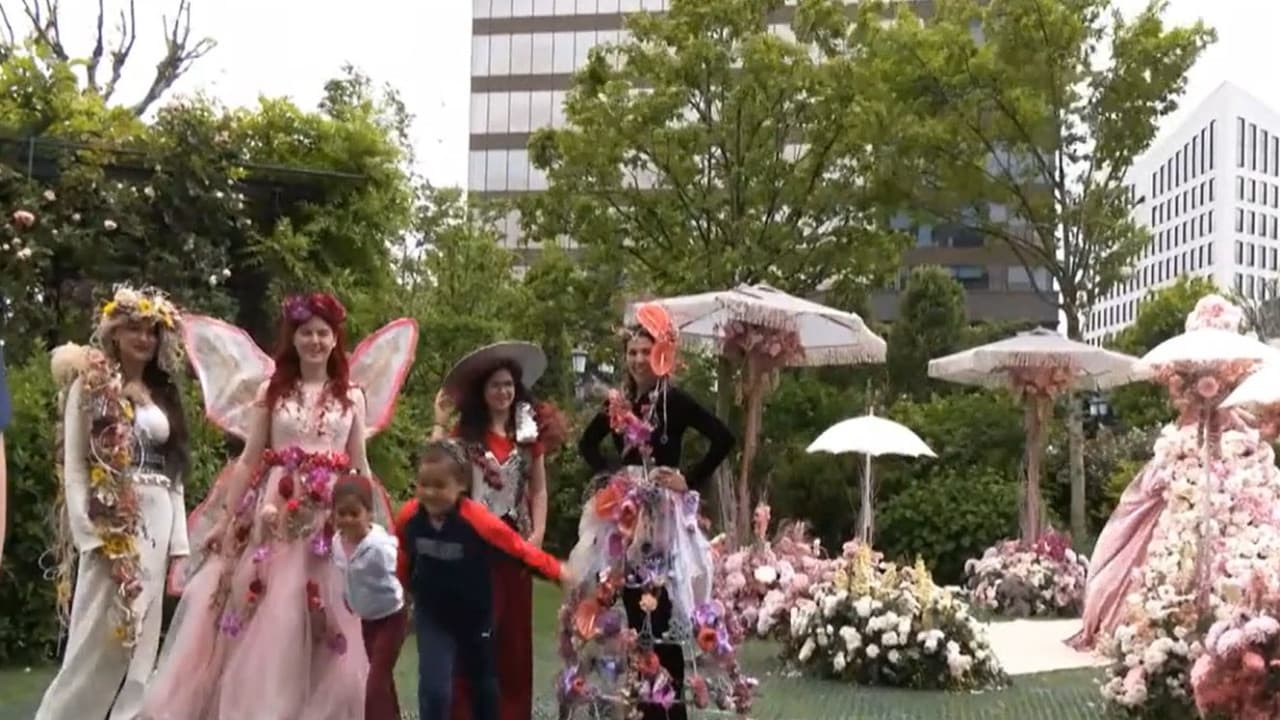 "Faci lumea mai frumoasă în felul tău". Peste 30 de floriști au celebrat feminitatea la Timişoara