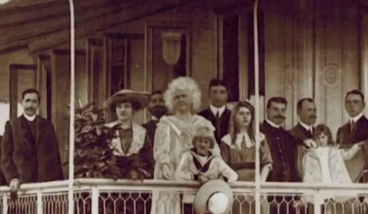 Din pavilion regal, o ruină pe malul mării. Cum arată acum "Cuibul Reginei" din Constanţa