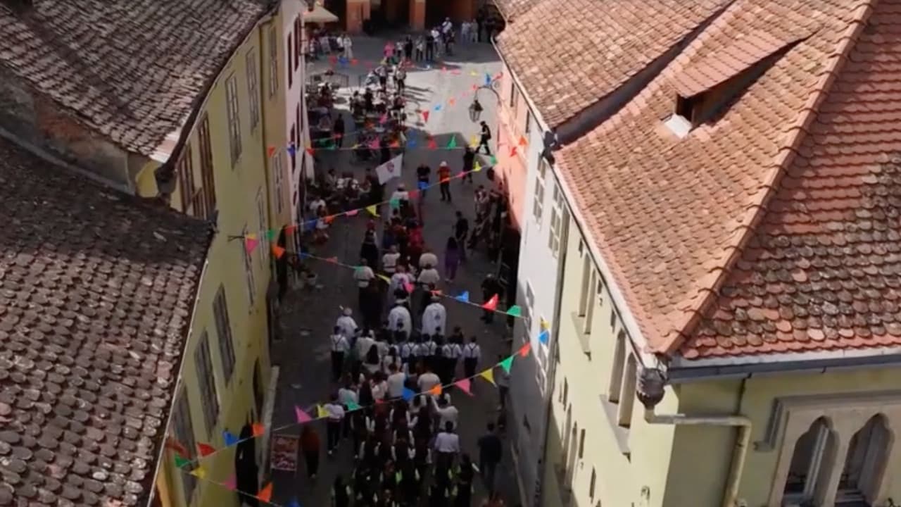 Sighișoara, spectacol de culoare și mister. Festivalul care aduce mii de turiști în cetate