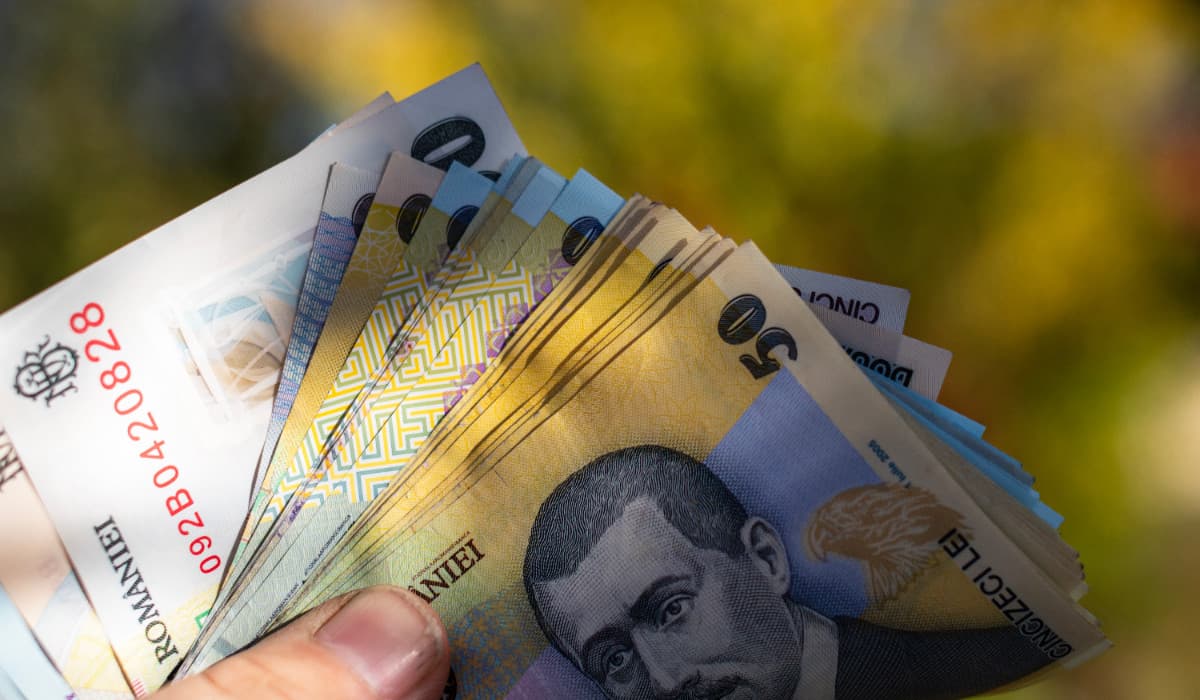 Ancheta care zguduie sistemul bancar. Inspectorii au verificat inclusiv conversaţiile şefilor