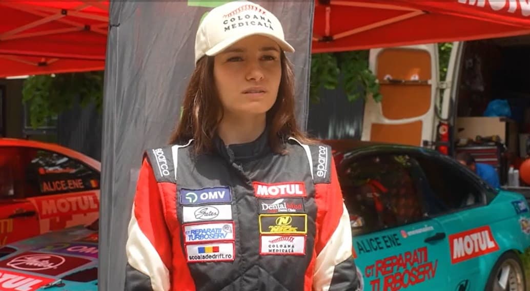 Alice, cel mai tânăr pilot de drifturi din Europa. Finala etapei a 2-a, la Arena Naţională