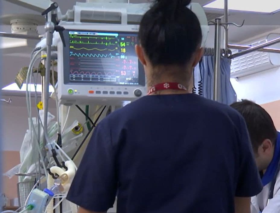 Burnout, adicții și gărzi epuizante. Drama medicilor români ignorată de autorități