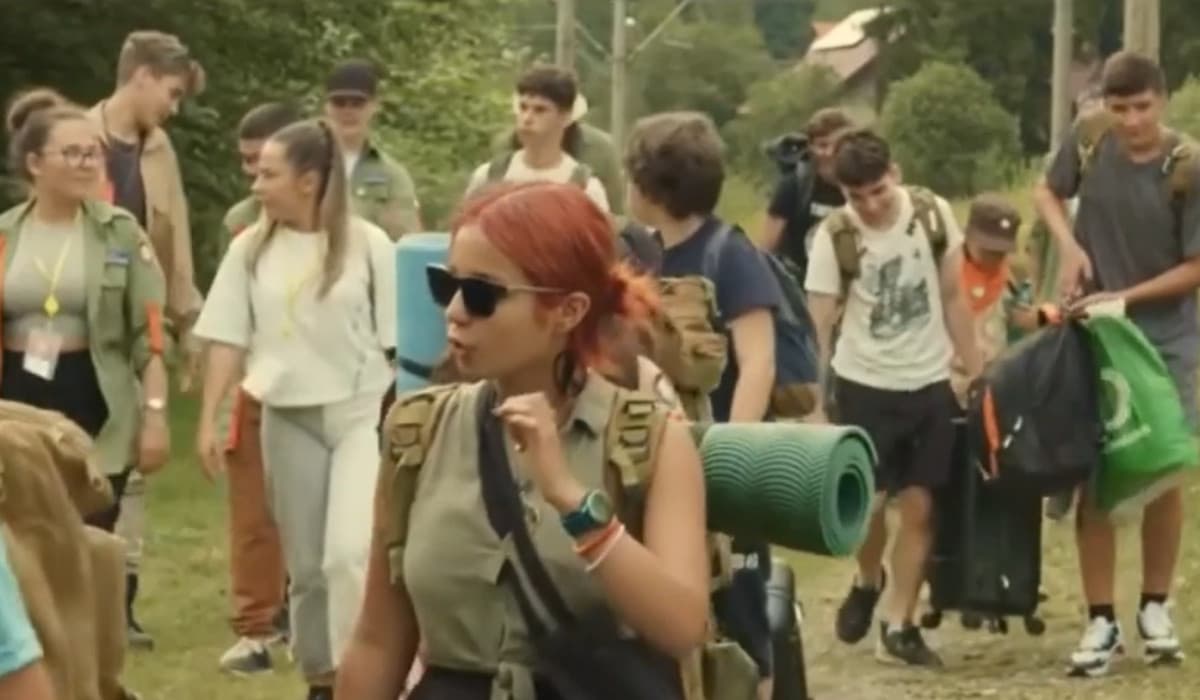 Cât scot părinţii din buzunar pentru programul de vară al copiilor. Taberele pot ajunge şi la 3.000 de lei