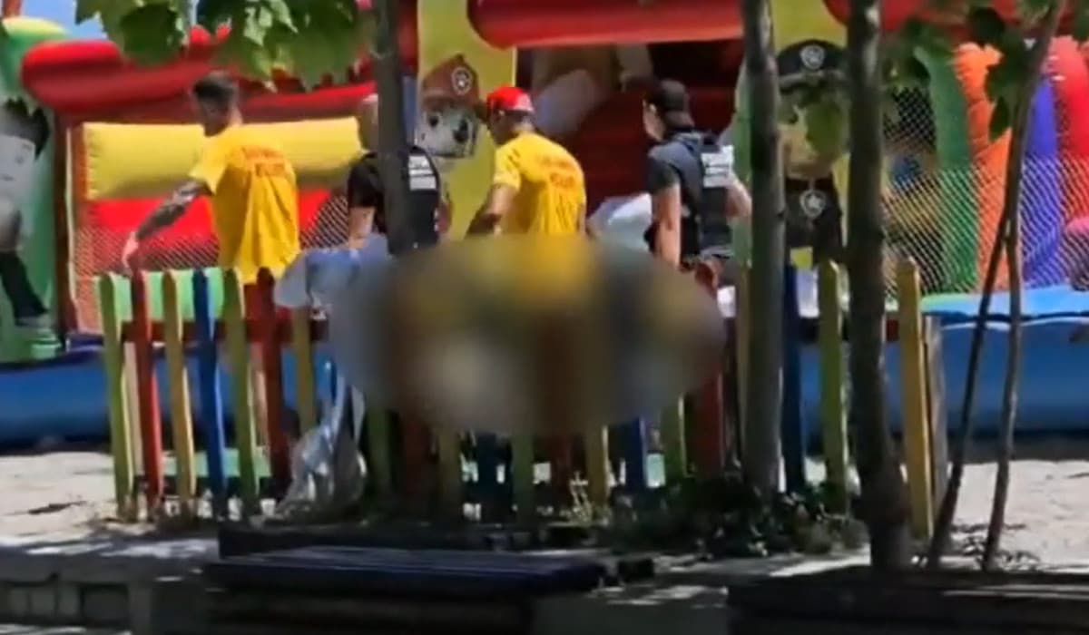 Primul deces pe litoral în acest sezon. Un turist german s-a înecat la Mamaia după ce i s-a făcut rău în apă