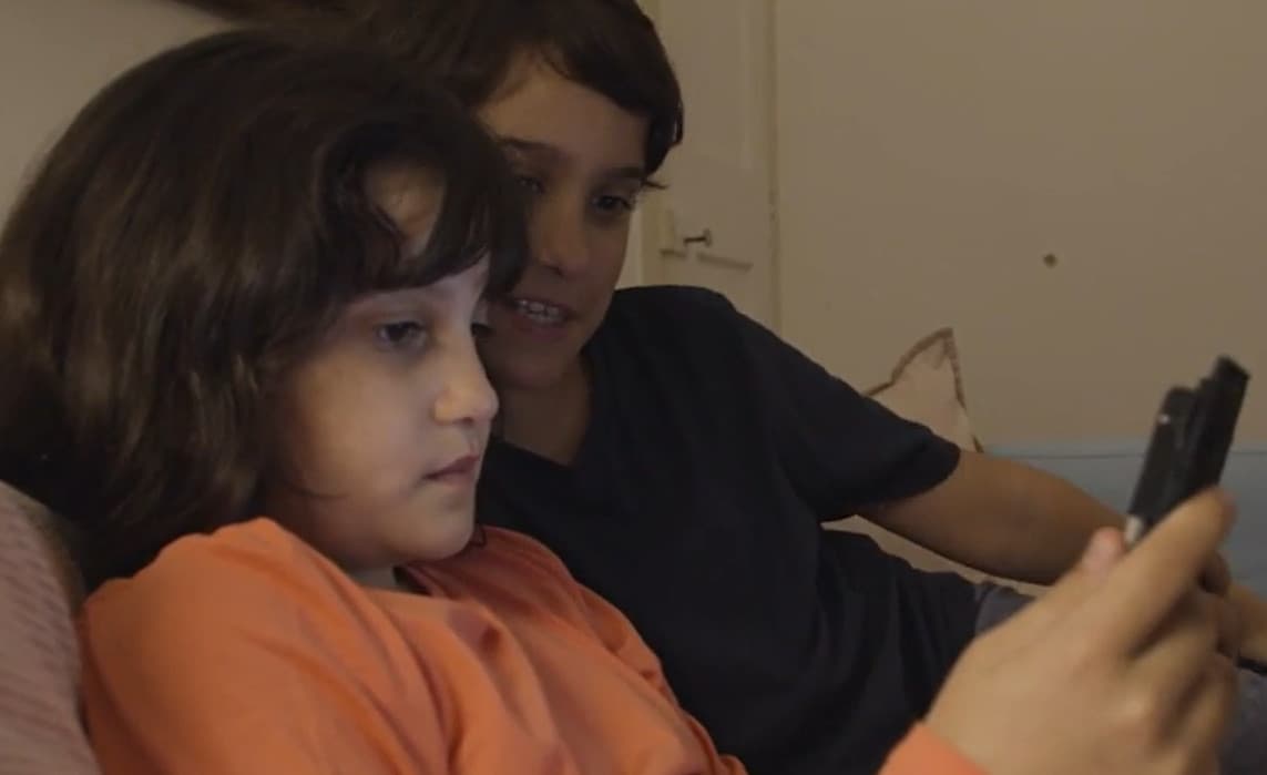 Relaţia dintre fraţi, lecţia care formează inteligenţa emoţională încă din copilărie