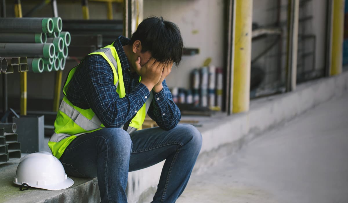 Valul de concedieri lasă mii de români la limita subzistenţei. Cele mai afectate categorii