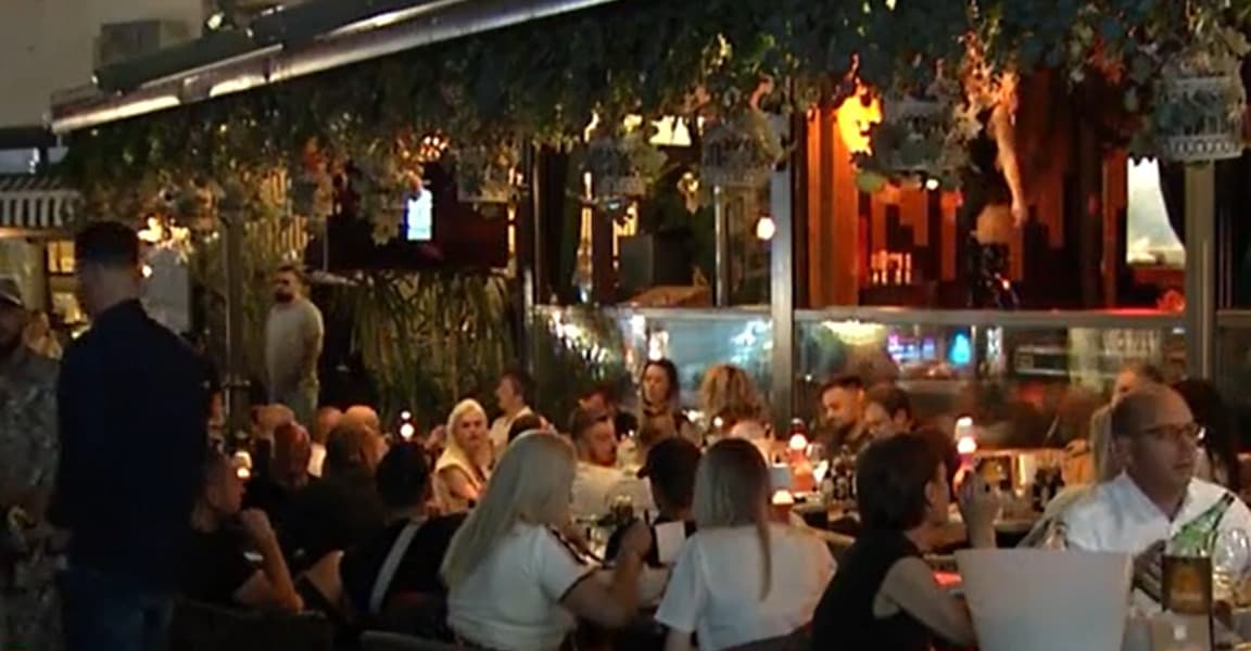 Reguli noi pentru terasele din București: Program redus și spații mai restrânse pe trotuare