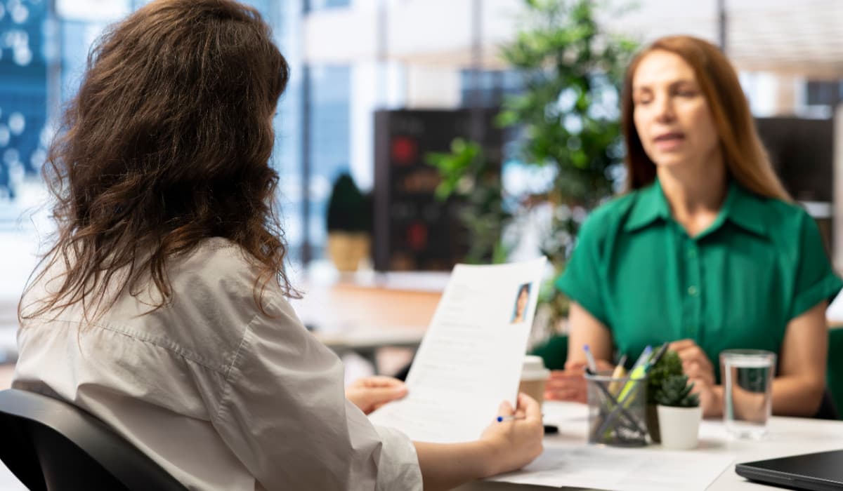 Aplicările la joburi, filtrate de AI, nu de recrutori. Greșelile comise de cei care nu ajung la interviu